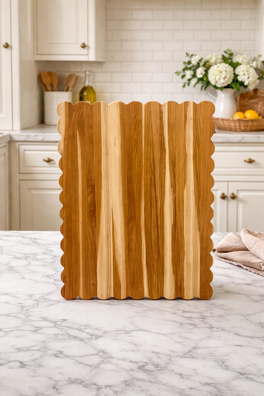 Adalyn Heirloom Cutting Board — Scallop Face Grain 24.5"