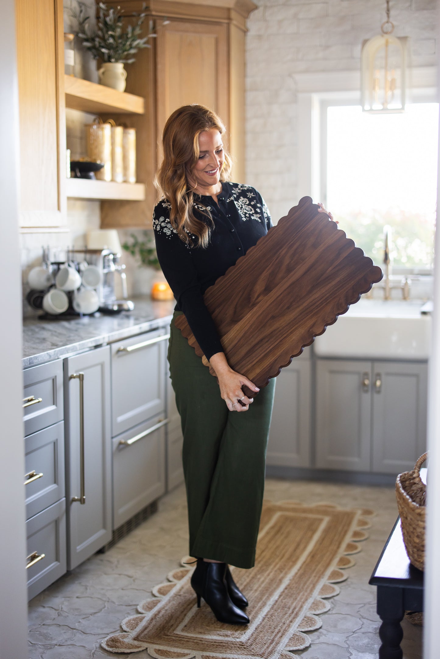 Adalyn Heirloom Cutting Board — Scallop Face Grain 24.5"