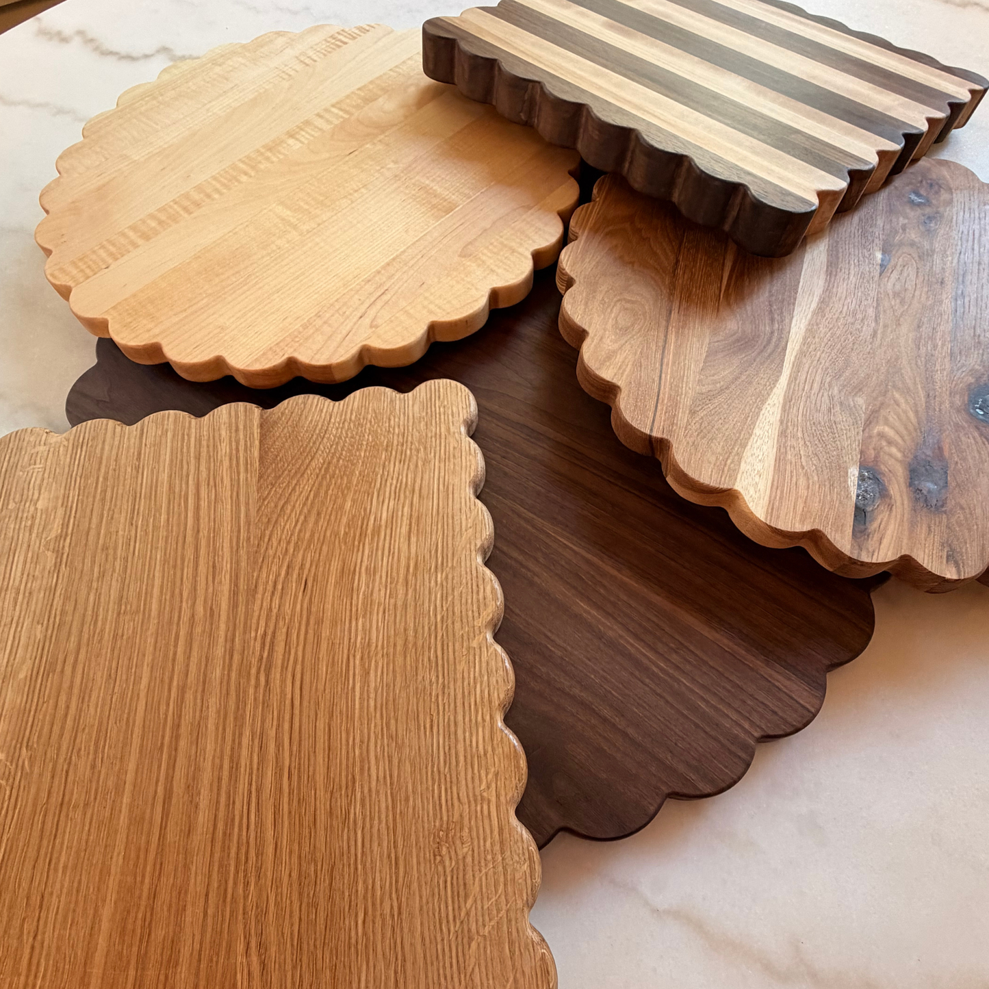 Adalyn Heirloom Cutting Board — Scallop Face Grain 24.5"