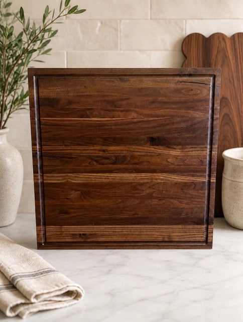 Cooper Heirloom Cutting Board — Edge Grain Walnut