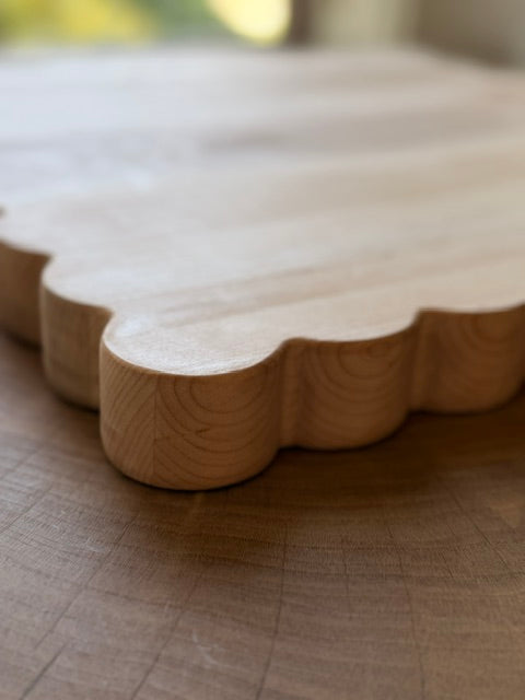 The Ainsley Signature Bundle — 15" Scalloped Heirloom Board + Care Kit